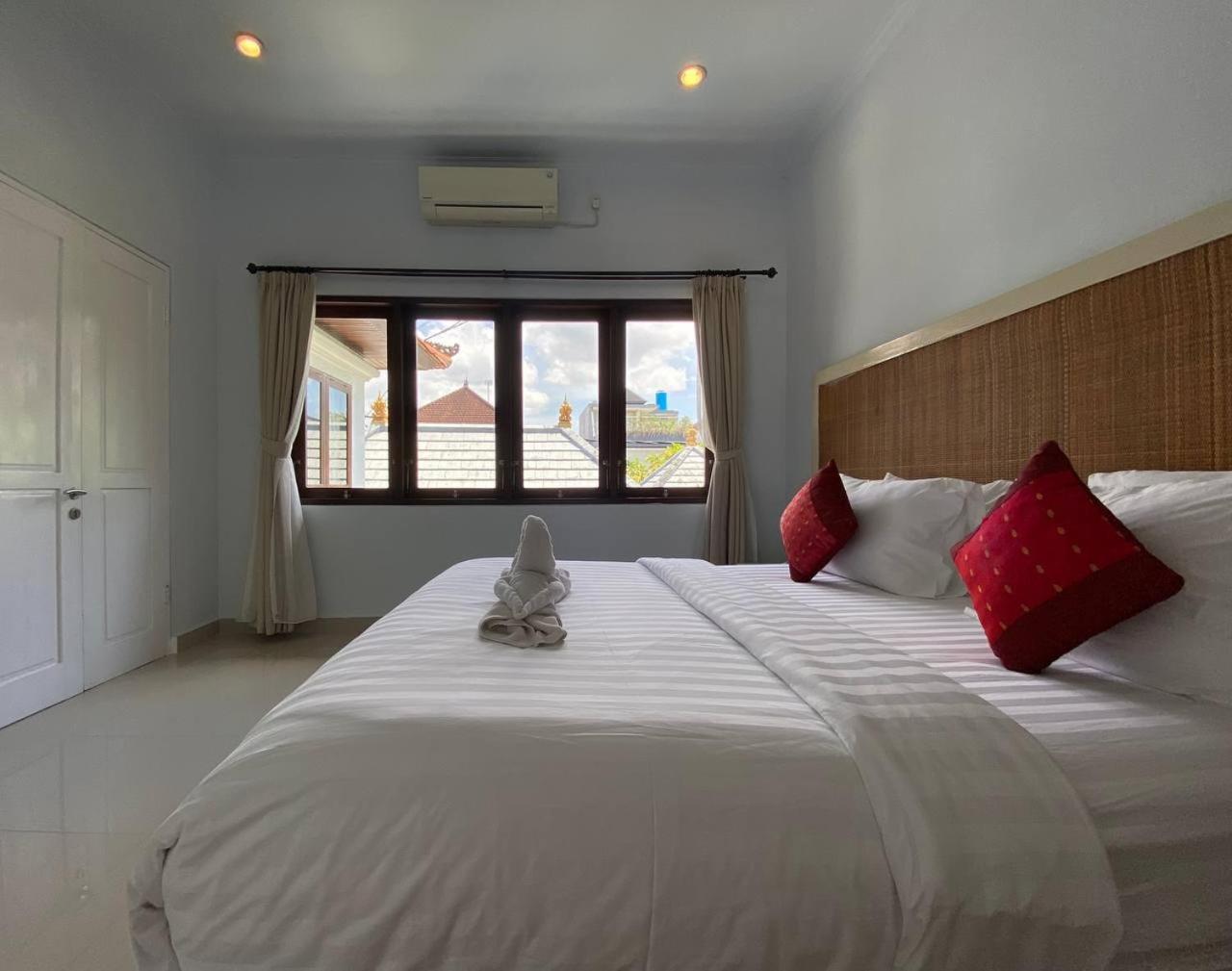 Villa Mayu Dedaries Seminyak  Exterior photo