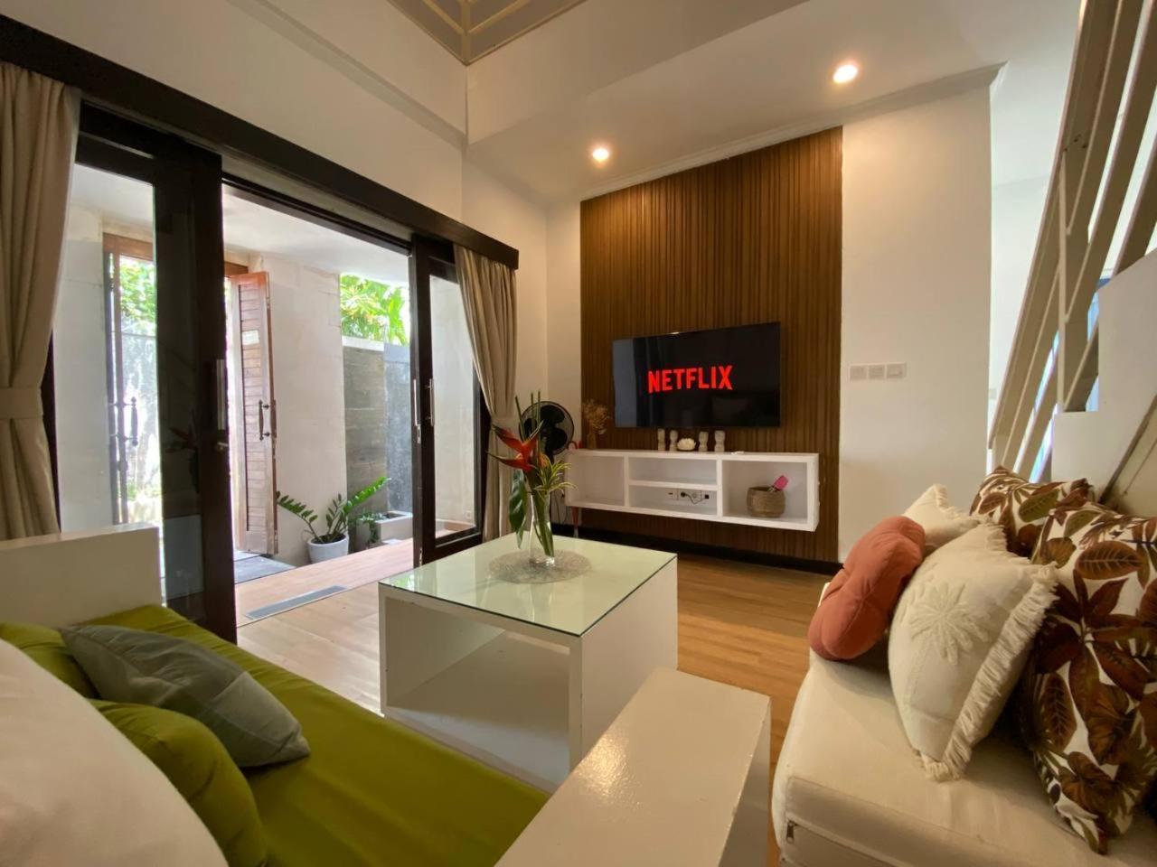 Villa Mayu Dedaries Seminyak  Exterior photo