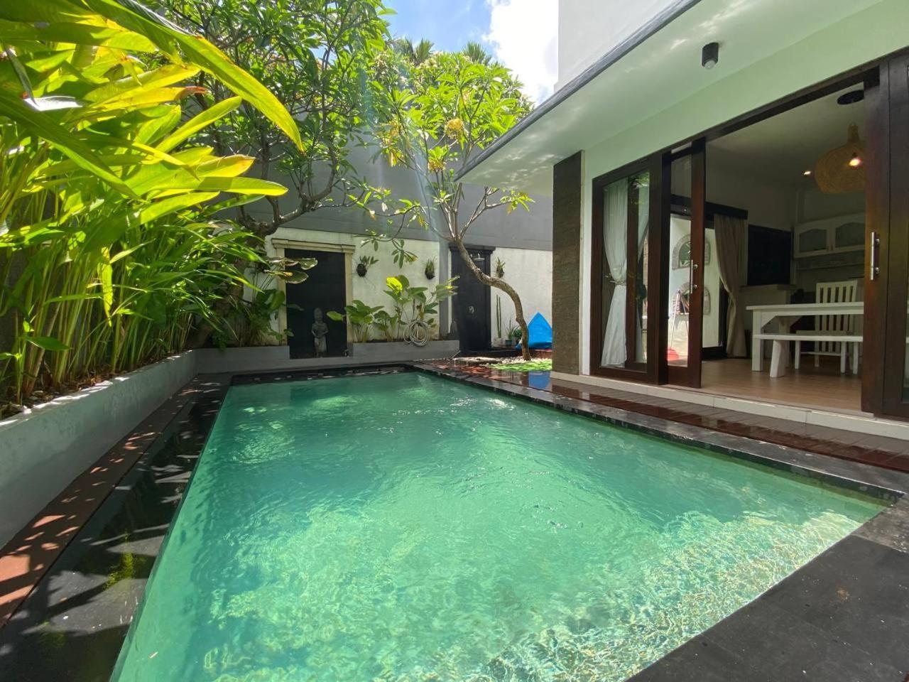 Villa Mayu Dedaries Seminyak  Exterior photo